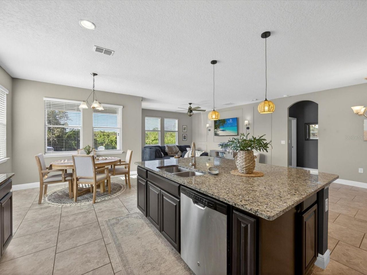 120 Whirlaway Drive , Davenport, FL 33837 Photo