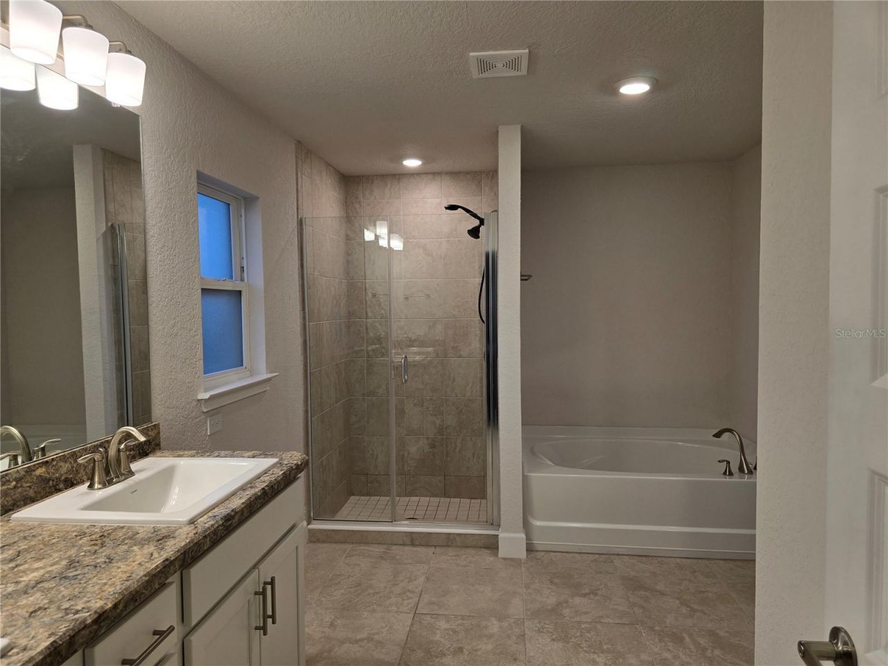 825 W Hallam Drive , Citrus Springs, FL 34434 Photo