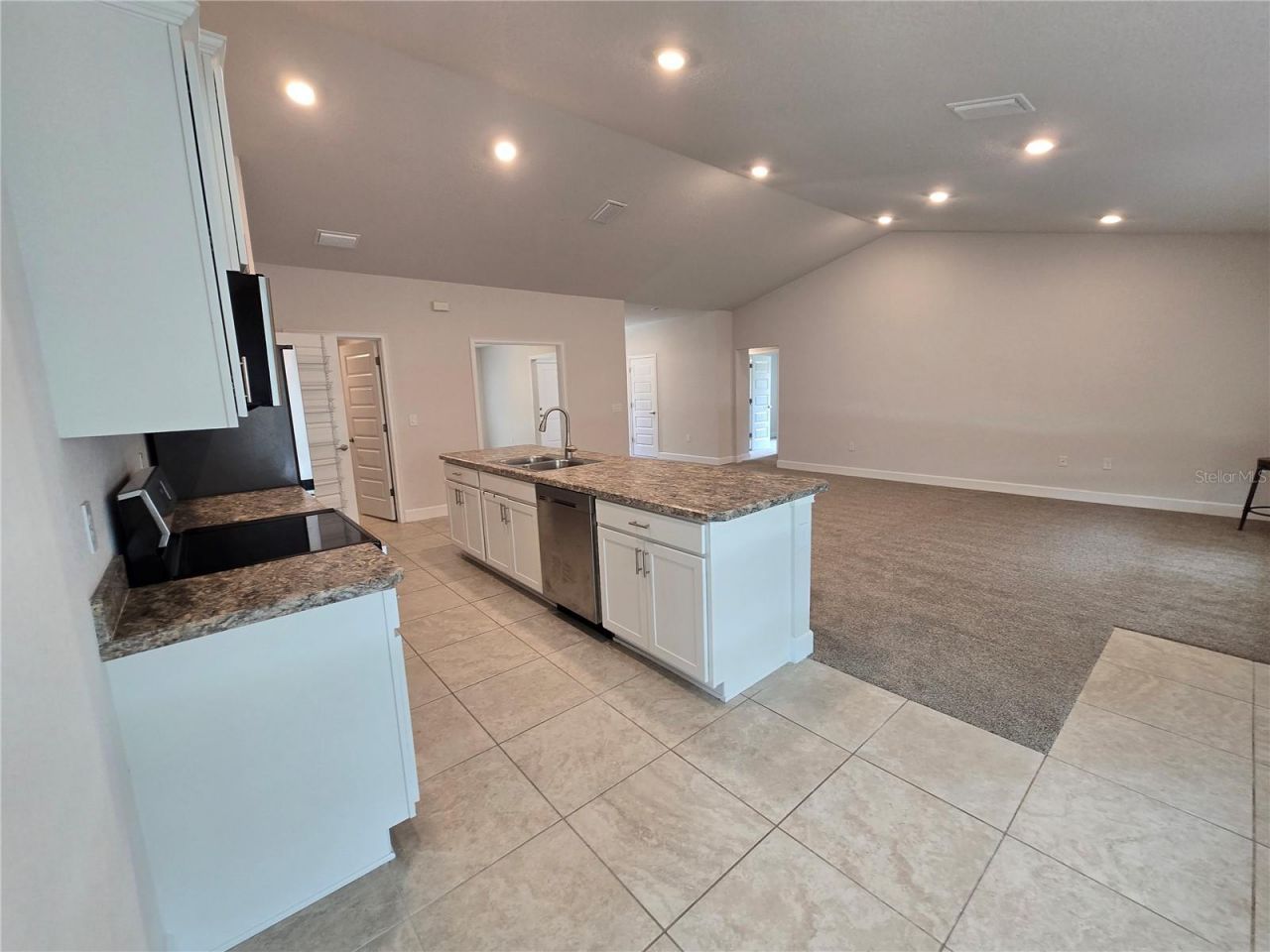 825 W Hallam Drive , Citrus Springs, FL 34434 Photo