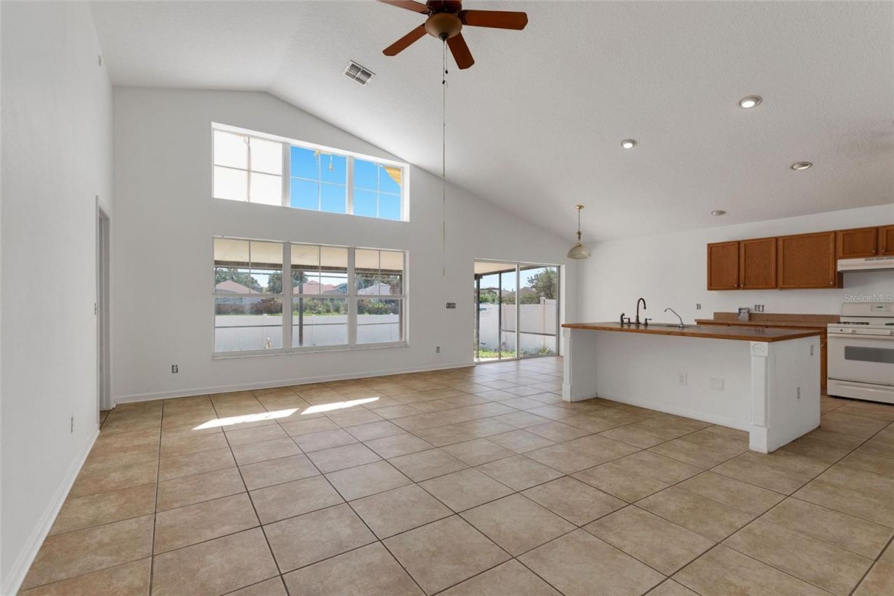 844 Berwick Dr , Davenport, FL 33897 Photo