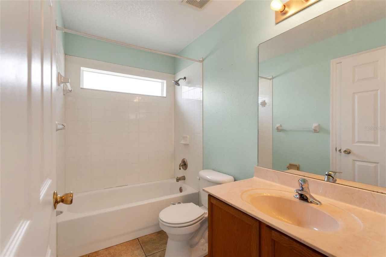 844 Berwick Dr , Davenport, FL 33897 Photo