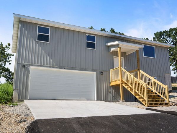318 Hawthorne Street , Hollister, MO 65672