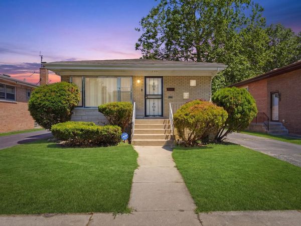 14333 Drexel Avenue , Dolton, IL 60419