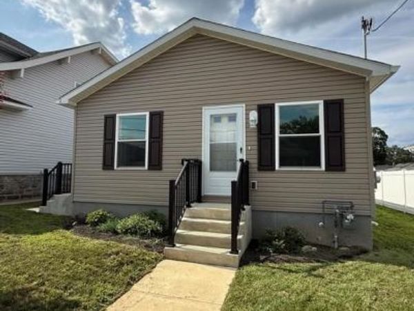 2329 E MACDADE BOULEVARD , FOLSOM, PA 19033