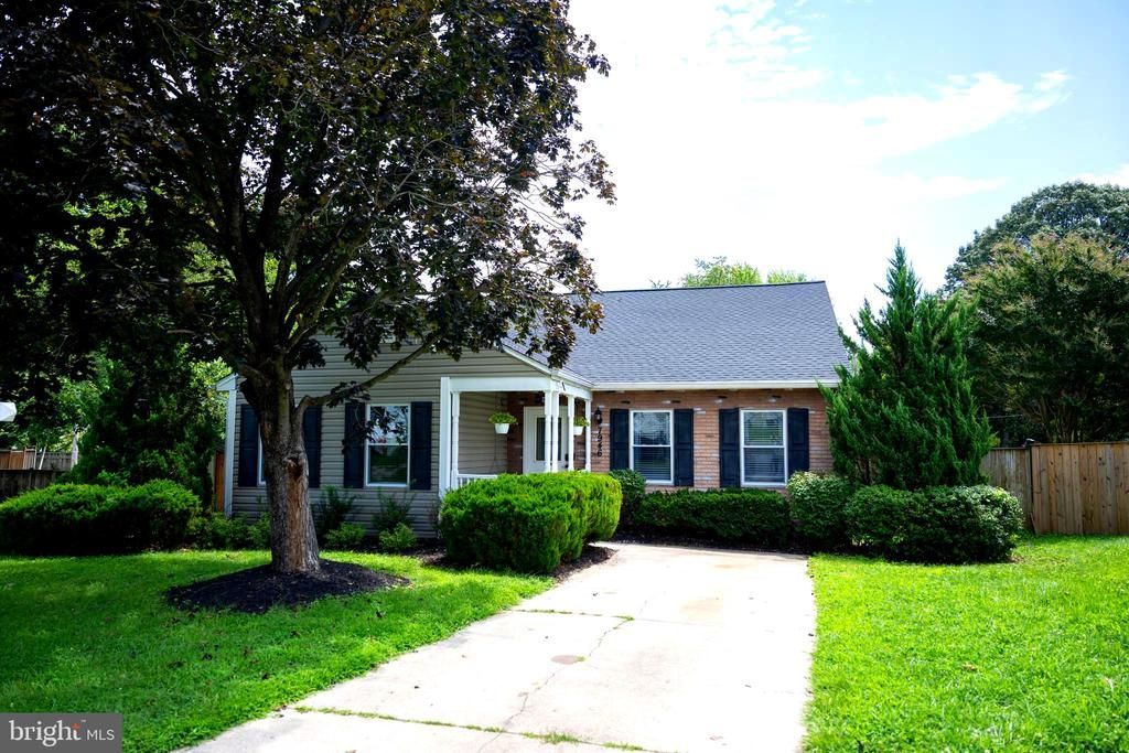 7946 Royal Mint Place, Pasadena, MD 21122 Main Photo