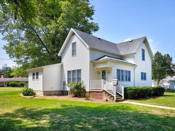 212 NE Elm Street, Greenfield, IA 50849