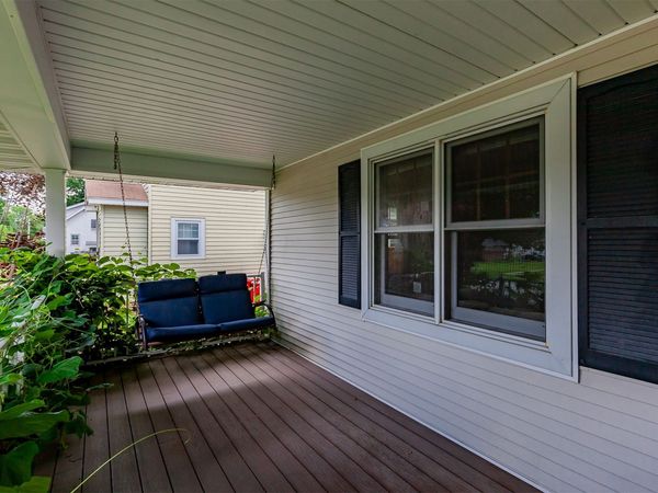 618 9th Street, Ames, IA 50010