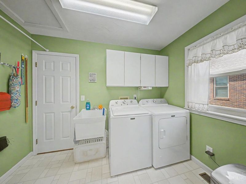 320 Harmony Drive, Harrison, OH 45030 Photo 16