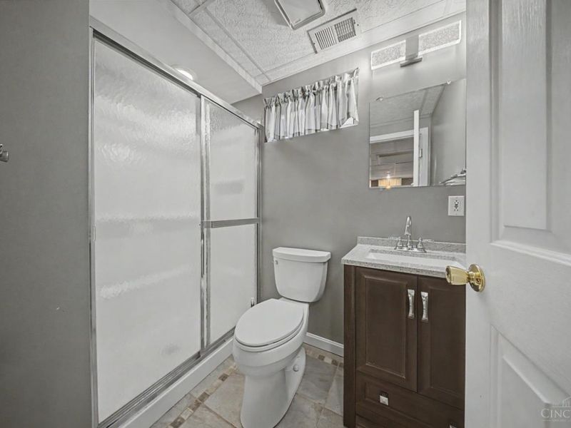 320 Harmony Drive, Harrison, OH 45030 Photo 28