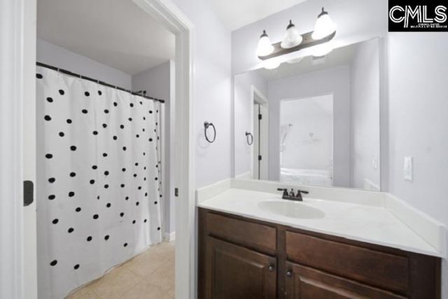 104 Saks Avenue  Photo 26