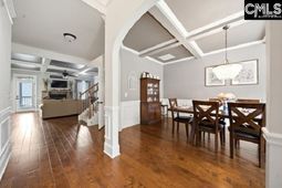 104 Saks Avenue  photo 4