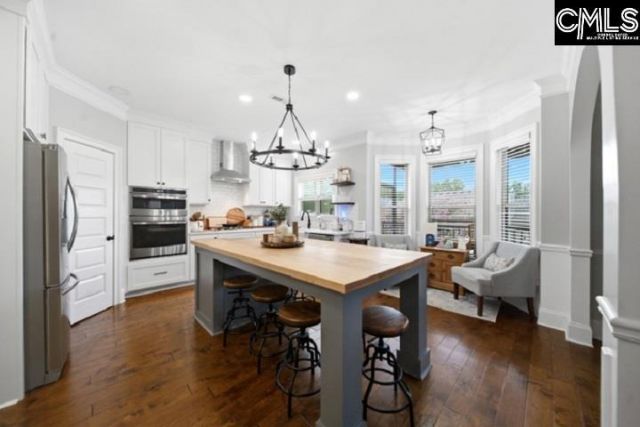 104 Saks Avenue  Photo 8