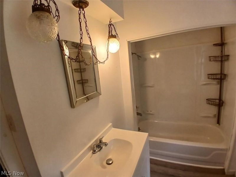 3703 Dawning Avenue , Cleveland, OH 44109 Photo 3
