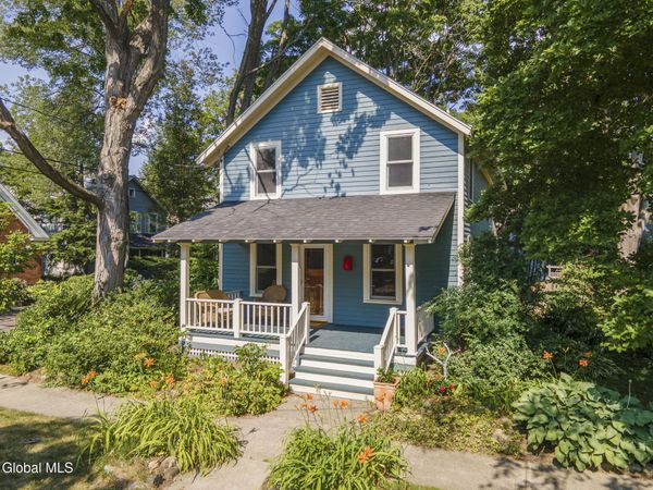 6 Pinewood Avenue, Saratoga Springs, NY 12866