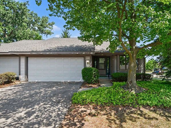 2779 Mulford Drive SE, Grand Rapids, MI 49546