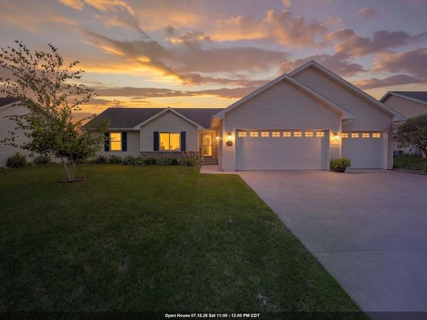 752 KILLARNY TRAIL, De Pere, WI 54115