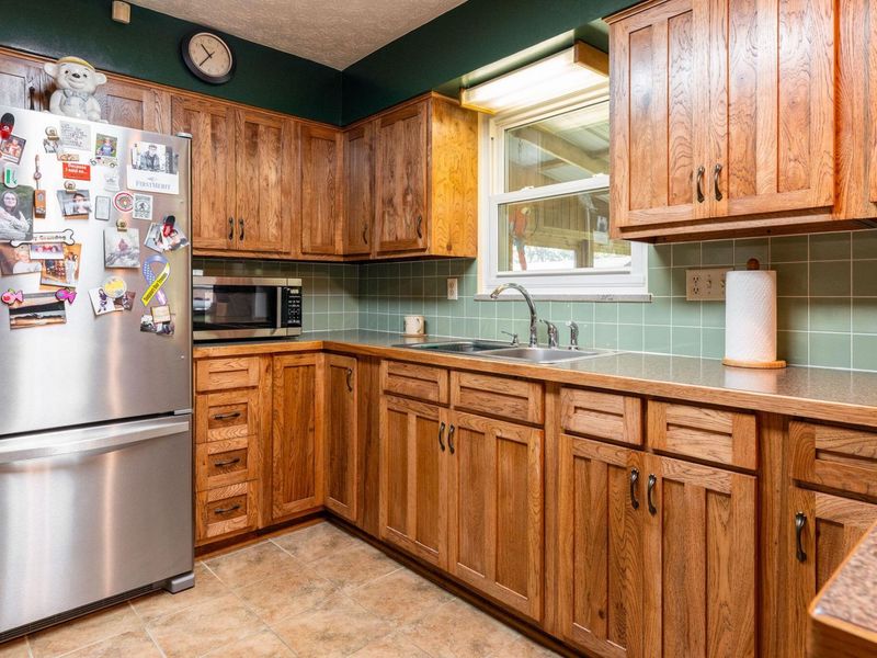 207 Darby Creek Drive , Galloway, OH 43119 Photo 10