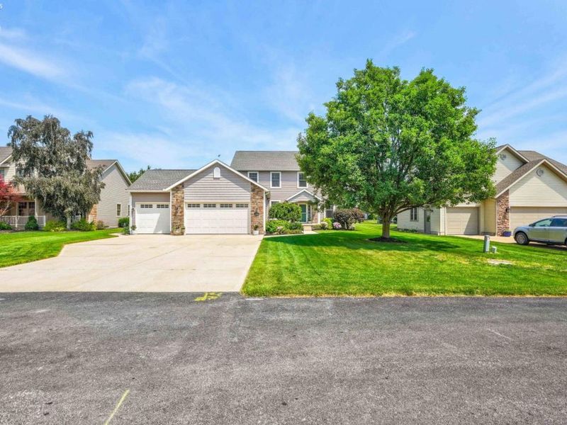 5533 E Bertram Drive, Port Clinton, OH 43452 Photo 2