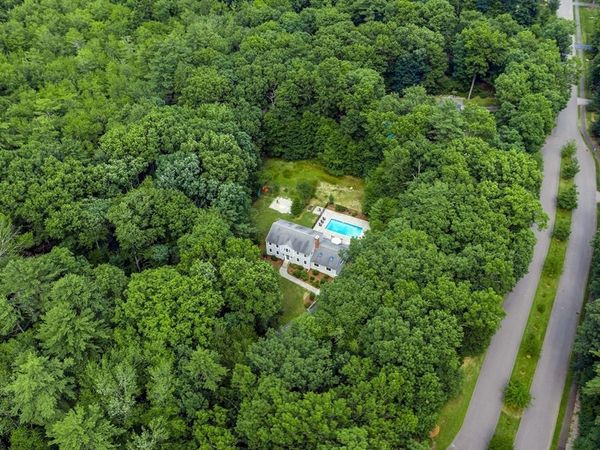180 Cedar St, Sturbridge, MA 01566