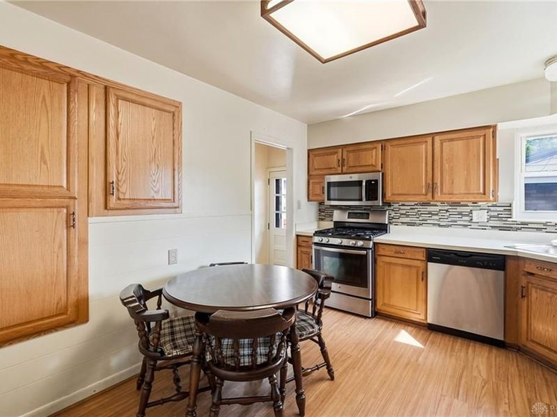 2413 Olson Drive, Kettering, OH 45420 Photo 14