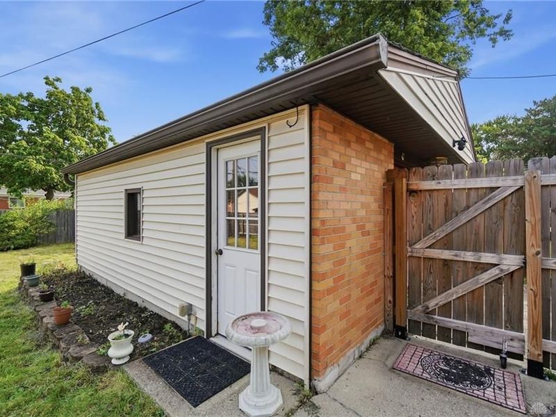 2413 Olson Drive, Kettering, OH 45420 Photo 56