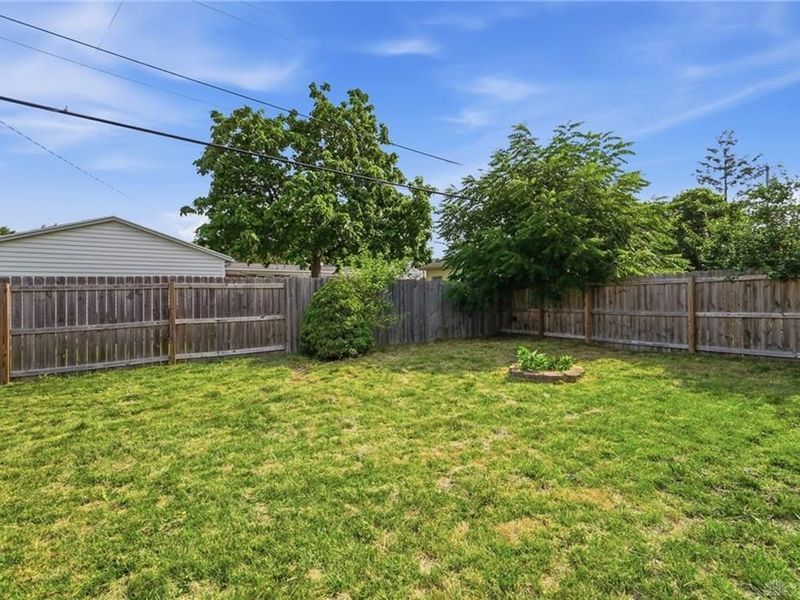 2413 Olson Drive, Kettering, OH 45420 Photo 59