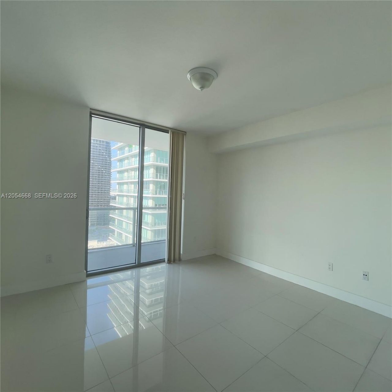 79 SW 12 St , Unit 3011-S, Miami, FL 33130 Photo