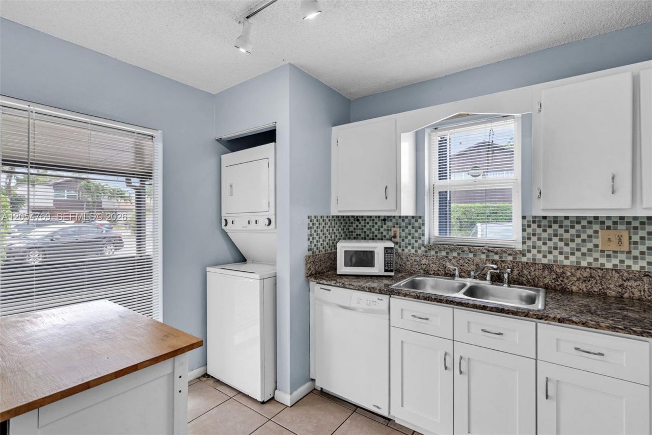 3201 NW 4th Ter , Unit 85, Pompano Beach, FL 33064 Photo