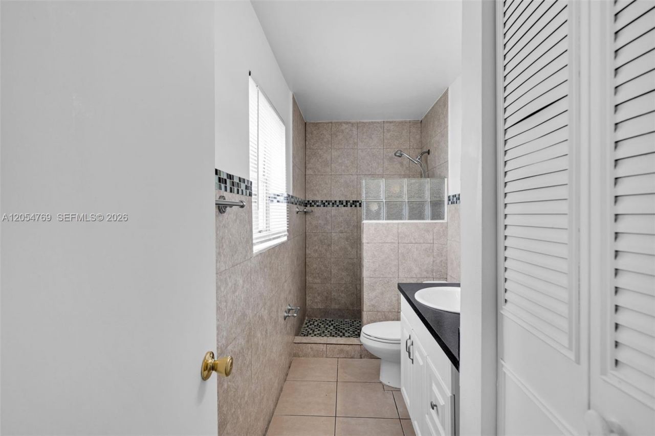 3201 NW 4th Ter , Unit 85, Pompano Beach, FL 33064 Photo