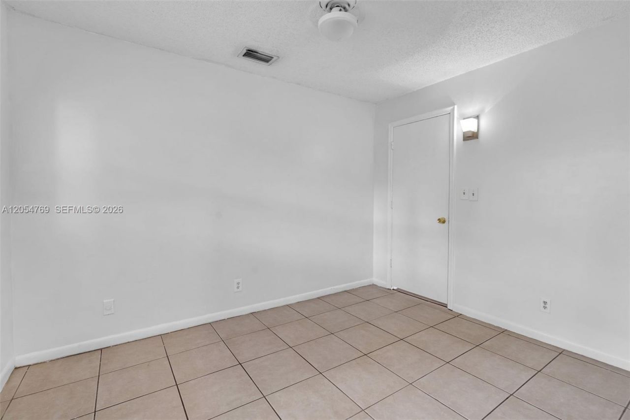 3201 NW 4th Ter , Unit 85, Pompano Beach, FL 33064 Photo