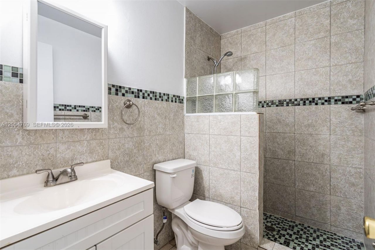 3201 NW 4th Ter , Unit 85, Pompano Beach, FL 33064 Photo
