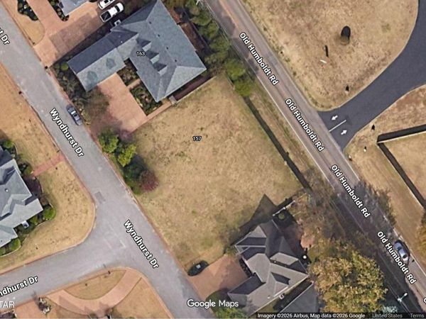 151-157 Wyndhurst Drive , Jackson, TN 38305