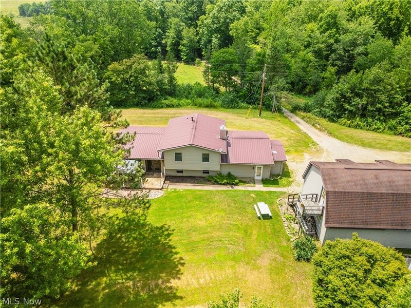 9509 & 9433 Frank Road SW, Port Washington, OH 43837 Photo 2