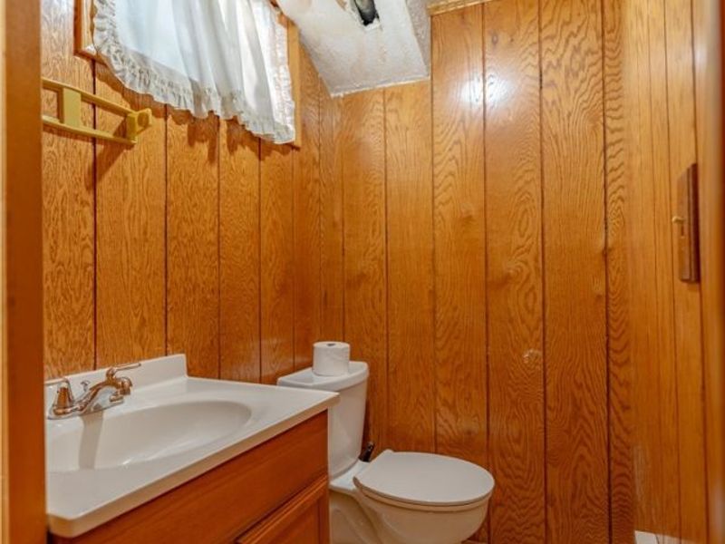 3726 Whitehouse Avenue NW, Canton, OH 44709 Photo 28