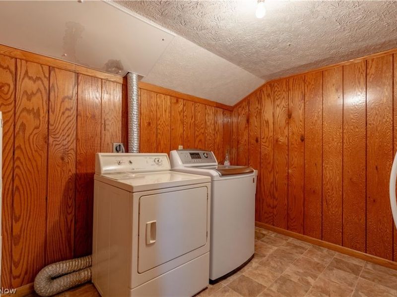 3726 Whitehouse Avenue NW, Canton, OH 44709 Photo 29
