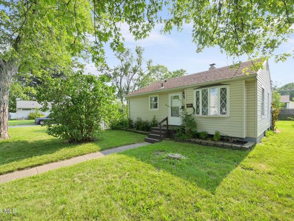 1305 Almon Avenue, Toledo, OH 43614
