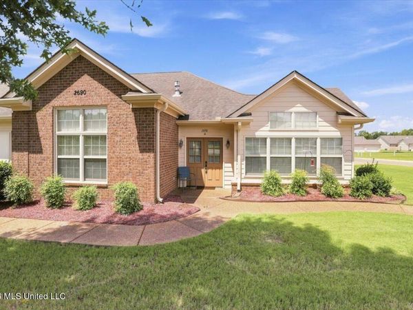 2690 E Starlanding Road, Southaven, MS 38672