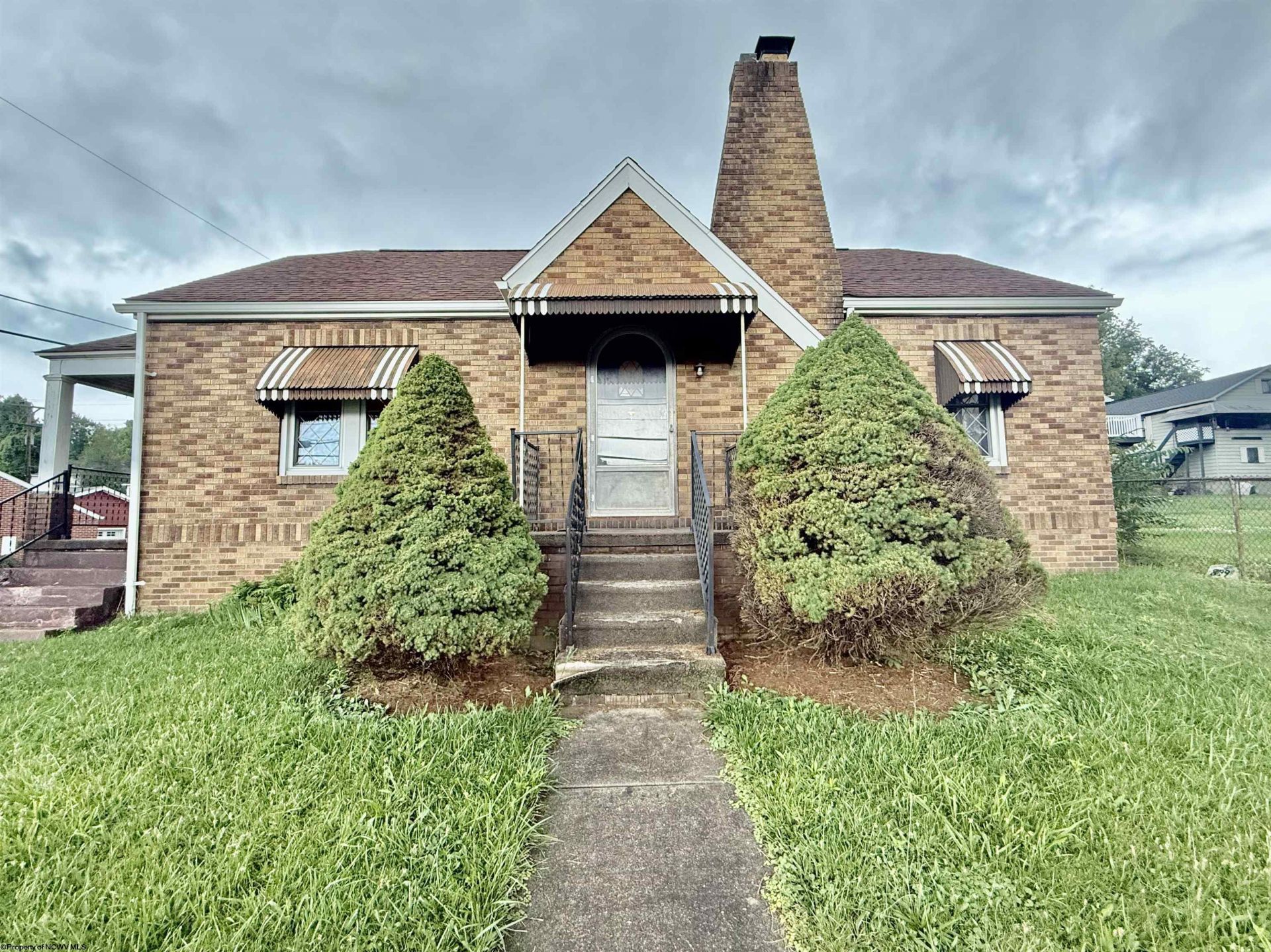 899 Country Club Road, Fairmont, WV 26554 Main Photo
