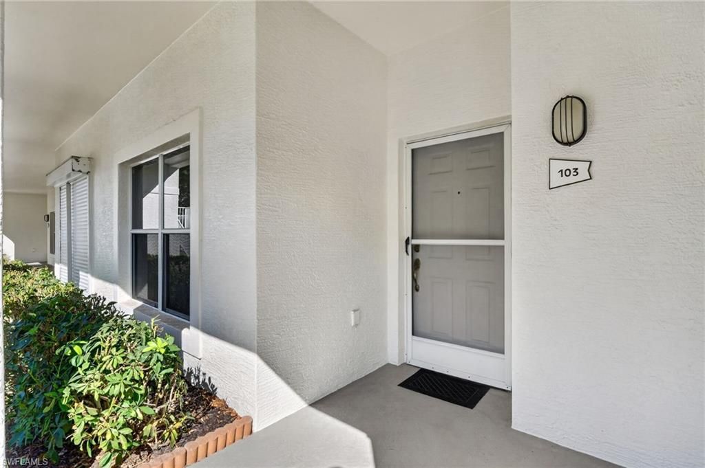 975 Tarpon Cove Dr, Unit 103, Naples, FL 34110 Photo