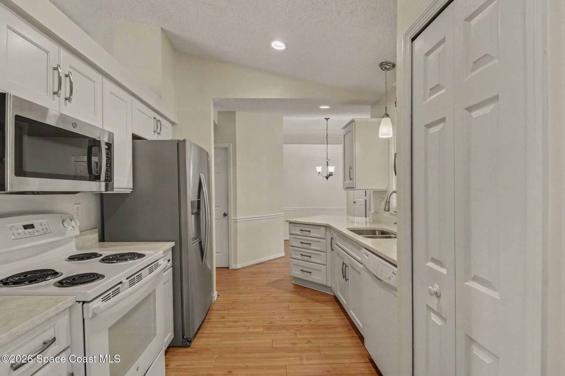 854 Hunters Creek Drive , Melbourne, FL 32904 Photo