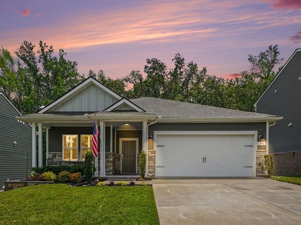 241 Brook Ave, White House, TN 37188