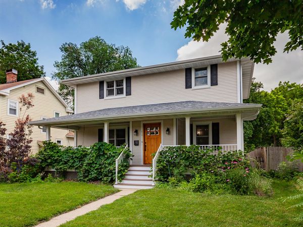 618 9th Street, Ames, IA 50010