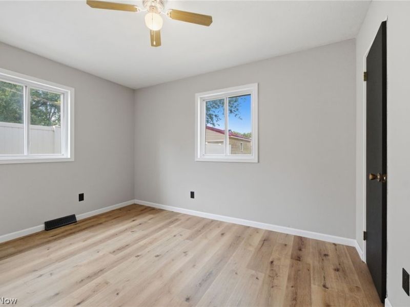 715 S Logan Street , Elyria, OH 44035 Photo 14