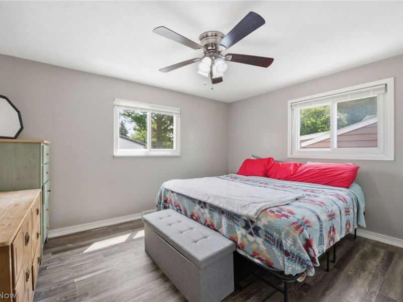 1253 Golden Gate Boulevard, Mayfield Heights, OH 44124 Photo 14