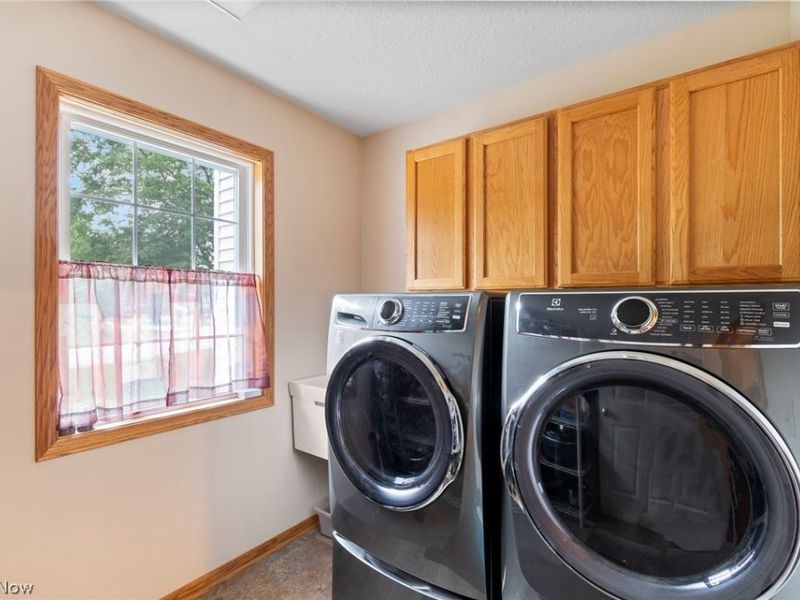 3883 Cromford Circle NW, Uniontown, OH 44685 Photo 19