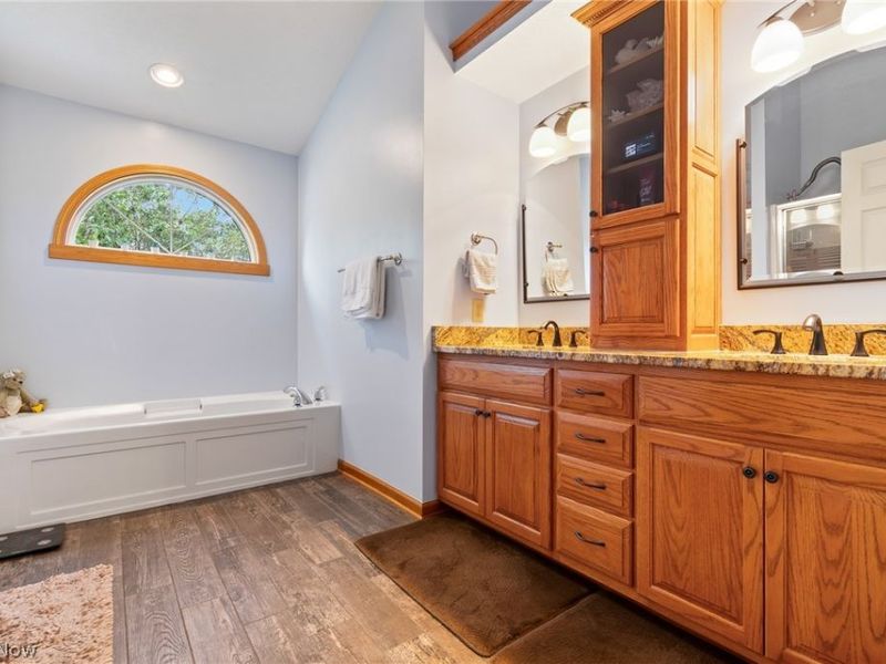 3883 Cromford Circle NW, Uniontown, OH 44685 Photo 22