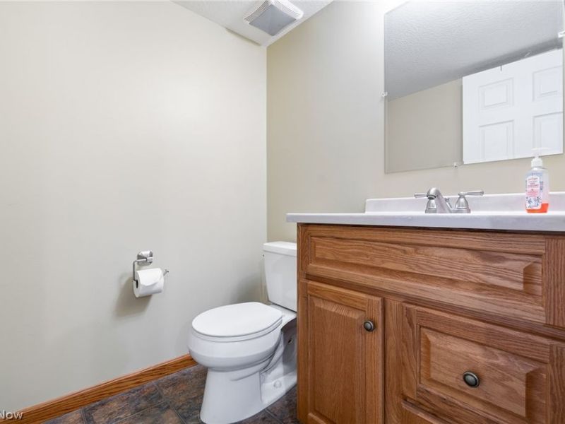 3883 Cromford Circle NW, Uniontown, OH 44685 Photo 33
