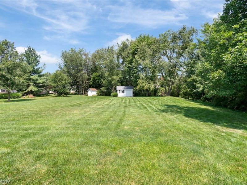 3883 Cromford Circle NW, Uniontown, OH 44685 Photo 41