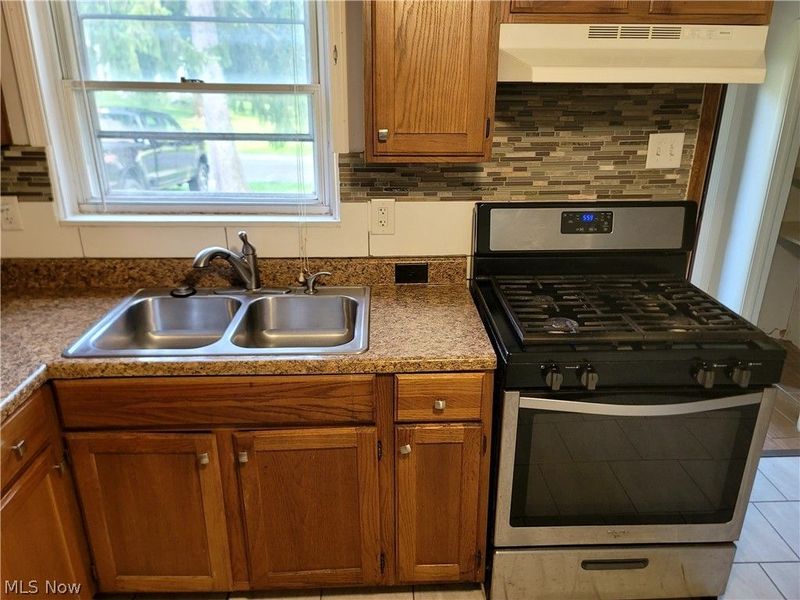 220 Robert Drive , Kent, OH 44240 Photo 5