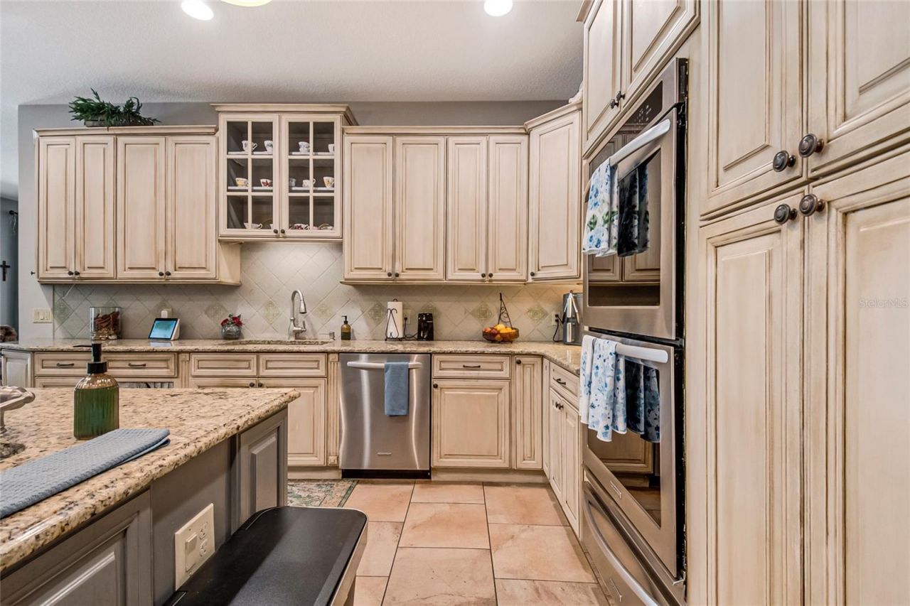 450 Valley Stream Drive, Geneva, FL 32732 Photo